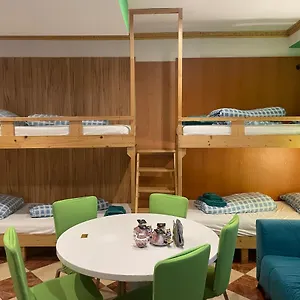  Albergue Viktoria Artur